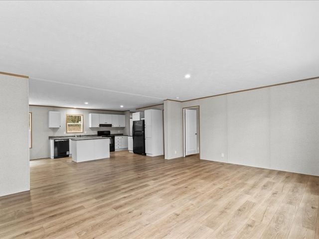 424 Hiwassee Rd, Lebanon, TN 37087