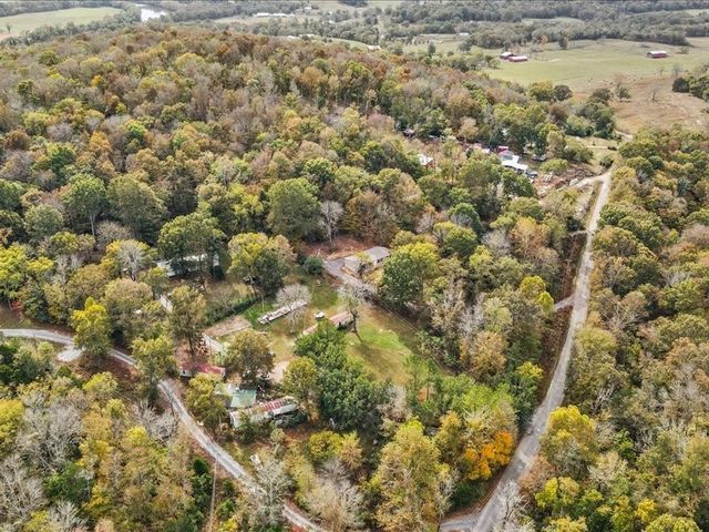 424 Hiwassee Rd, Lebanon, TN 37087