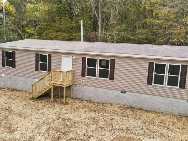 424 Hiwassee Rd, Lebanon, TN 37087