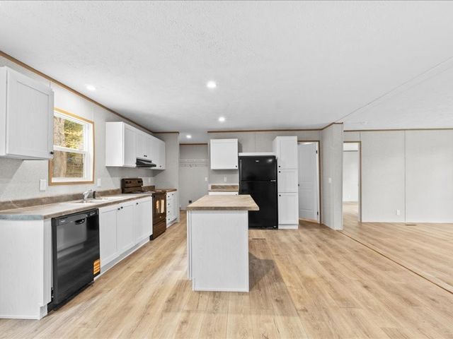 424 Hiwassee Rd, Lebanon, TN 37087