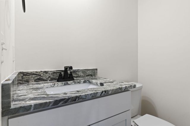 408 Elam Avenue, Nicholasville, KY 40356