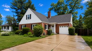 850 Kenton Road, Deerfield, IL 60015