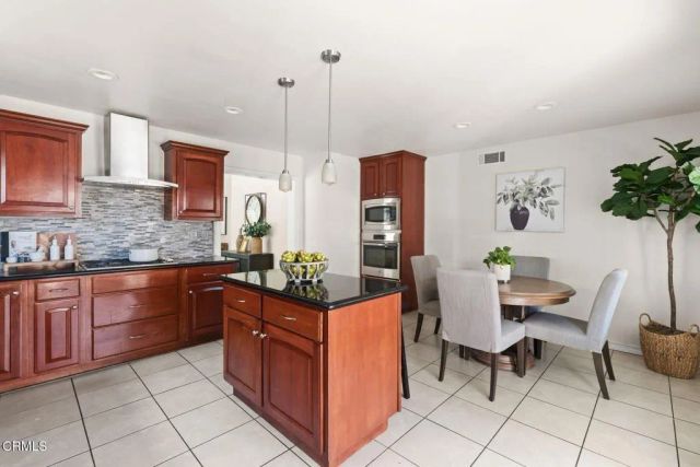 220 Camino El Rincon, Camarillo, CA 93012
