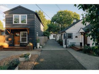 5614 Ne SIMPSON St, Portland, OR 97218
