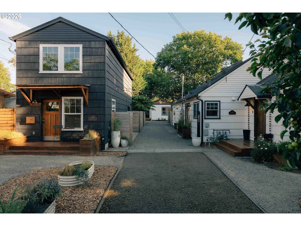 5614 Ne SIMPSON St, Portland, OR 97218