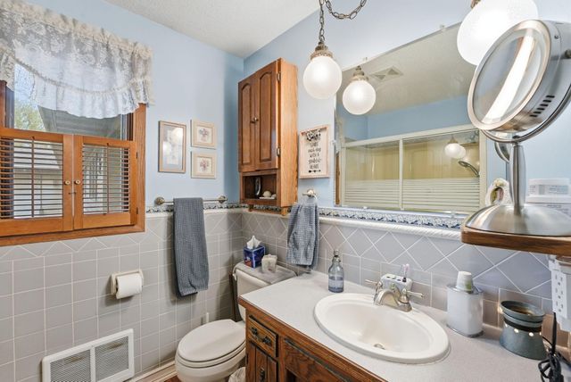 534 168th Avenue NE, Andover, MN 55304
