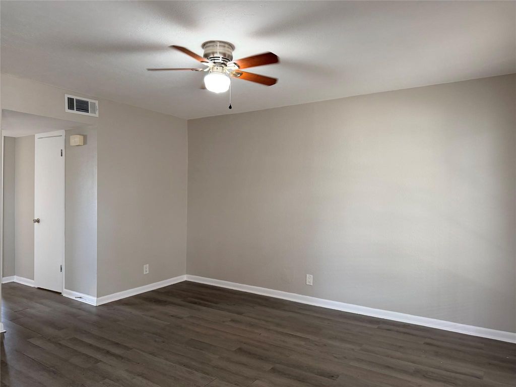 2101 6th Avenue N 6, Texas City, TX 77590