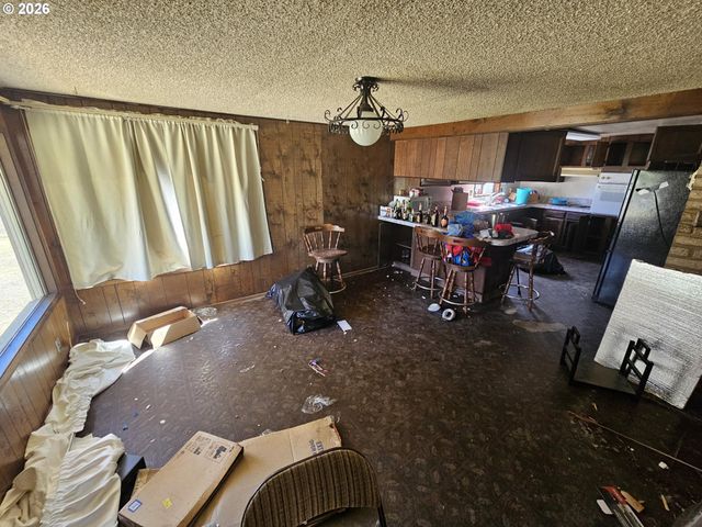 1921 N MIST Dr, Vernonia, OR 97064