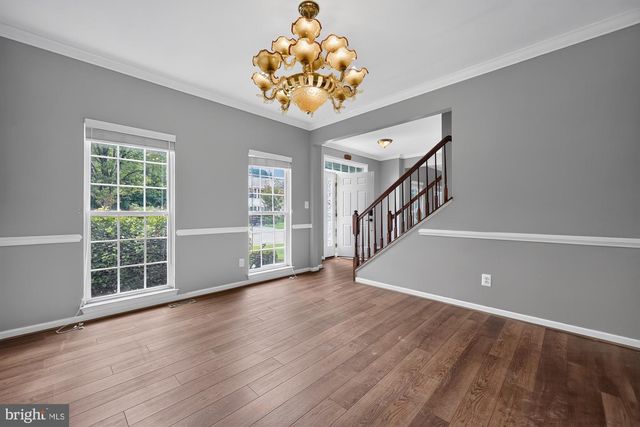 17694 AVENEL LN, Dumfries, VA 22026
