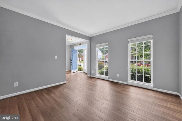 17694 AVENEL LN, Dumfries, VA 22026