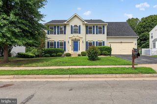 17694 AVENEL LN, Dumfries, VA 22026