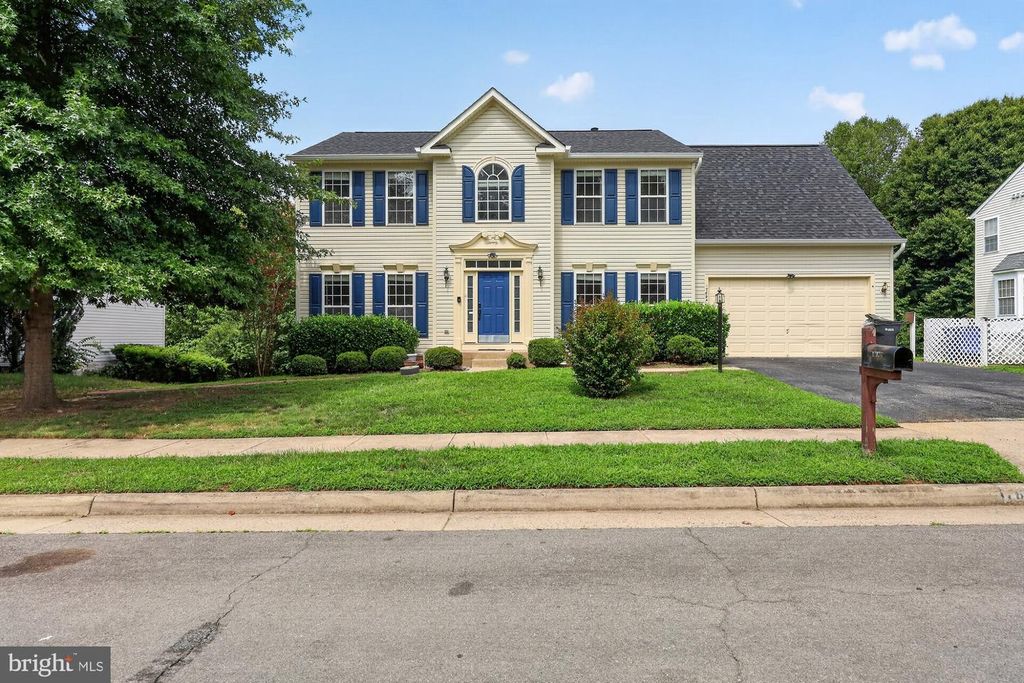 17694 AVENEL LN, Dumfries, VA 22026