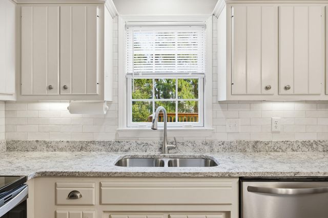 102 Iron Liege Drive, Danville, KY 40422