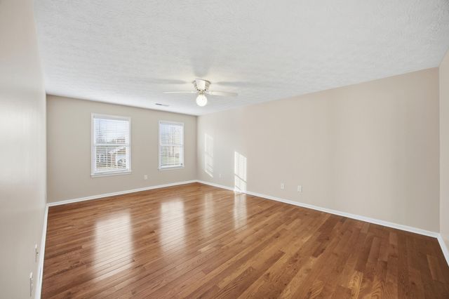 102 Iron Liege Drive, Danville, KY 40422