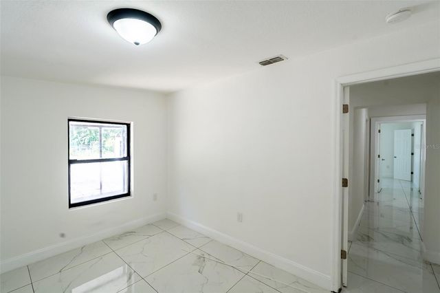 4250 LAKE AVENUE, Kissimmee, FL 34746