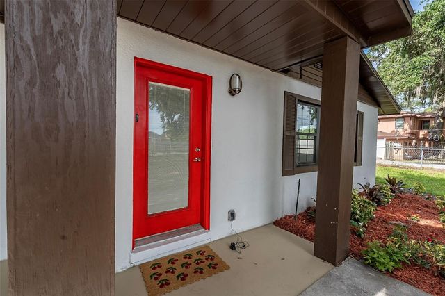 4250 LAKE AVENUE, Kissimmee, FL 34746