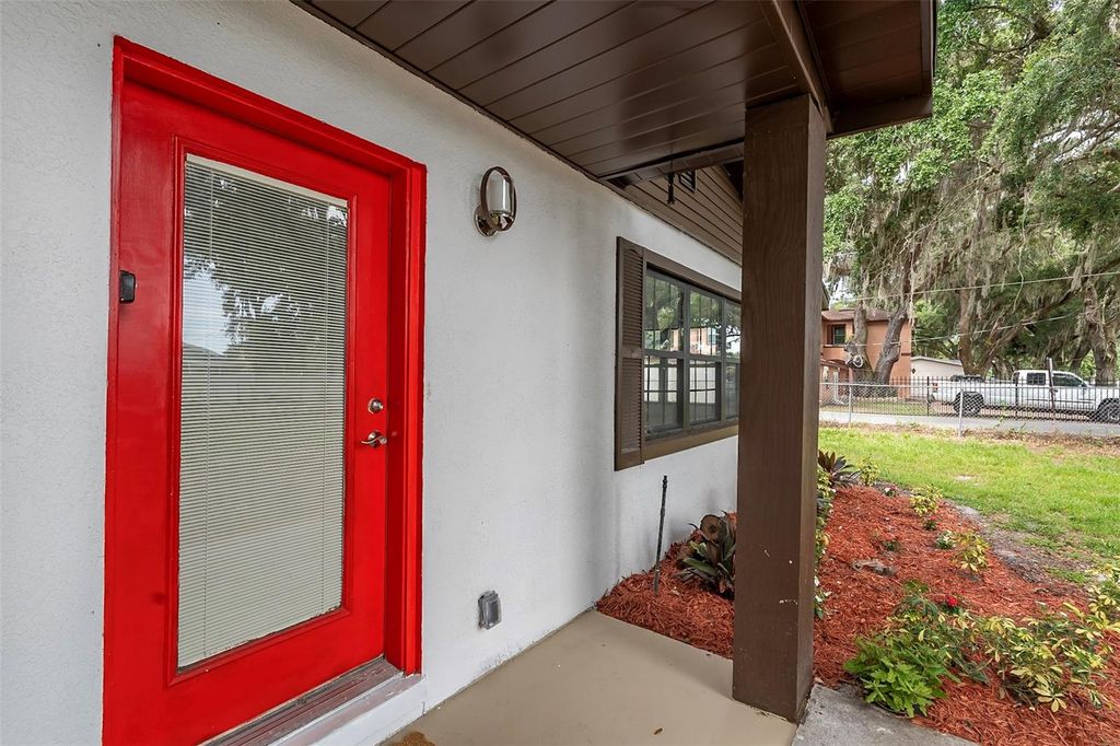 4250 LAKE AVENUE, Kissimmee, FL 34746