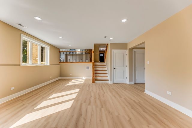 5125 171st st Street, Oak Forest, IL 60452