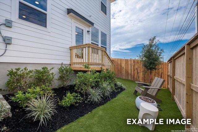 1018 West 1604 North Unit 302, San Antonio, TX 78251