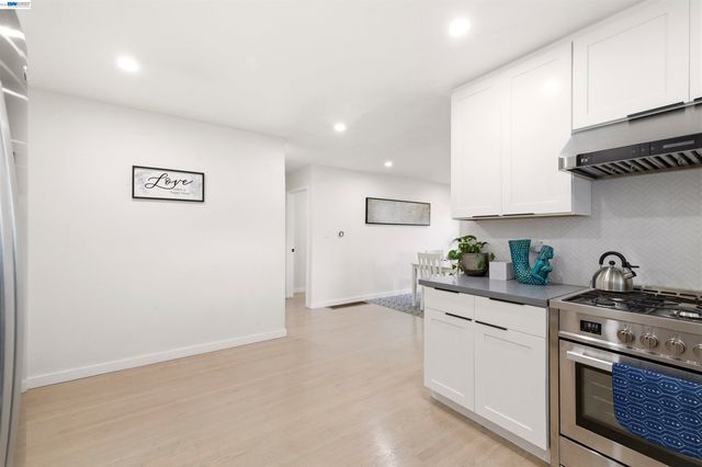 2746 Kelly St, Livermore, CA 94551