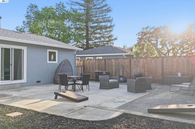 2746 Kelly St, Livermore, CA 94551