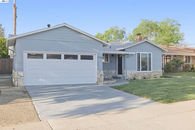2746 Kelly St, Livermore, CA 94551