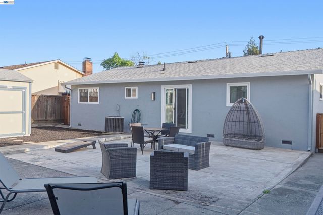 2746 Kelly St, Livermore, CA 94551