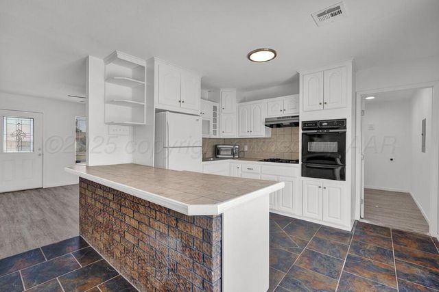 2406 N WILSON Street, Amarillo, TX 79107