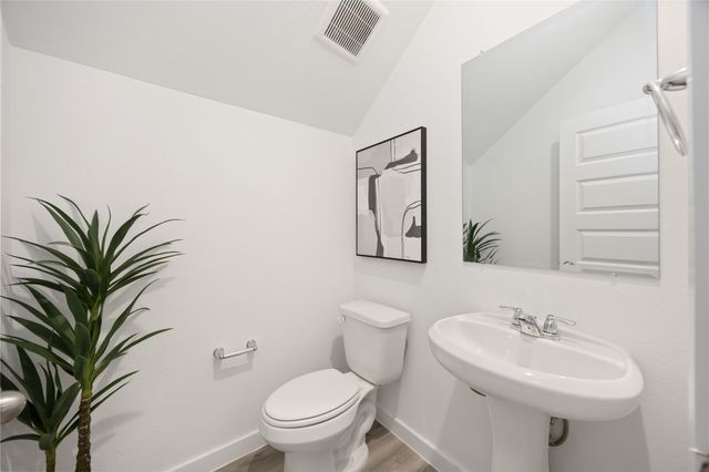 10204 Penryn Forest Trail, Houston, TX 77051