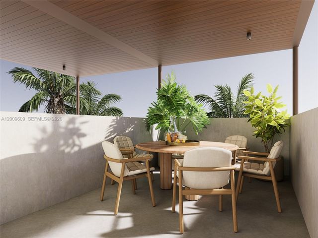 1047 SW 13th Ave B, Miami, FL 33135