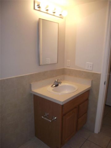 1220 SW 1ST AVENUE 211, Gainesville, FL 32601