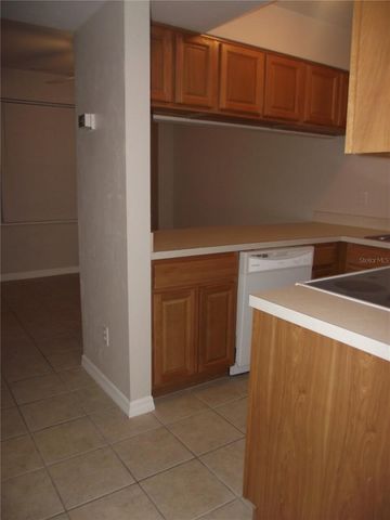 1220 SW 1ST AVENUE 211, Gainesville, FL 32601