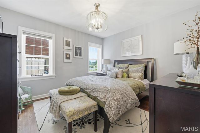 4905 McCausland Avenue, St Louis, MO 63109
