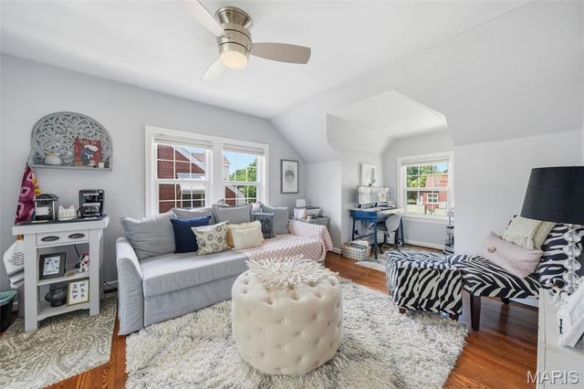 4905 McCausland Avenue, St Louis, MO 63109