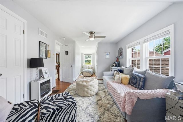 4905 McCausland Avenue, St Louis, MO 63109