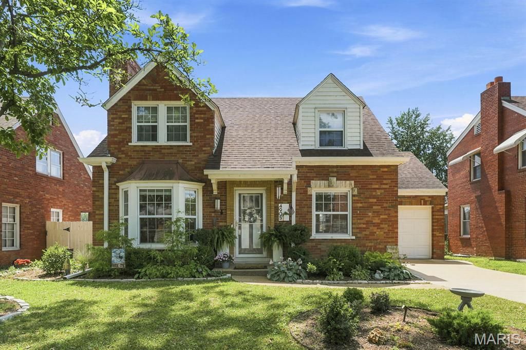 4905 McCausland Avenue, St Louis, MO 63109