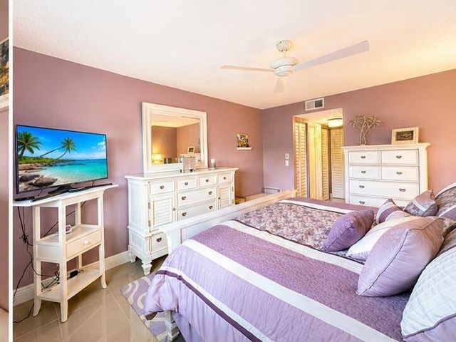 12 Colonial Club Drive 305, Boynton Beach, FL 33435