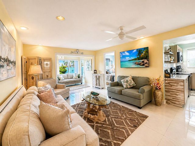 12 Colonial Club Drive 305, Boynton Beach, FL 33435