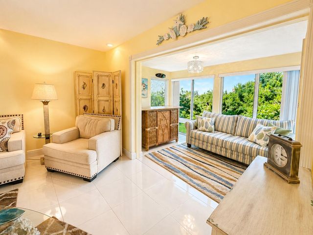 12 Colonial Club Drive 305, Boynton Beach, FL 33435