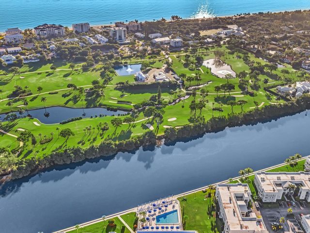 12 Colonial Club Drive 305, Boynton Beach, FL 33435