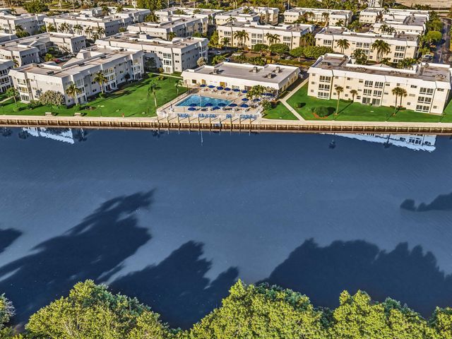 12 Colonial Club Drive 305, Boynton Beach, FL 33435