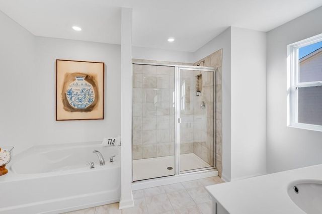 1694 Fawlocke Run, Loganville, GA 30052