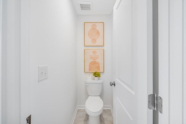 1694 Fawlocke Run, Loganville, GA 30052