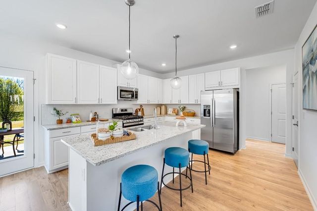 1694 Fawlocke Run, Loganville, GA 30052