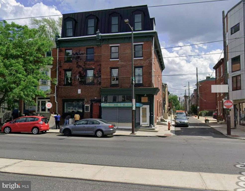 240-24 EAST GIRARD AVE, Philadelphia, PA 19125