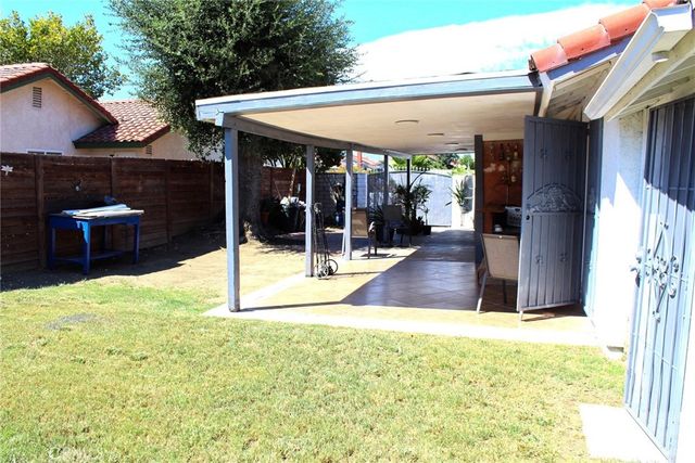 1459 W James Street, Bloomington, CA 92316