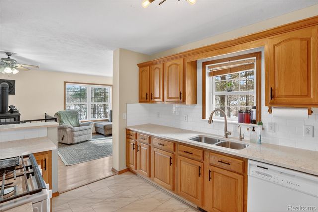 22092 Clear Lake Road, Pennfield Charter Township, MI 49014