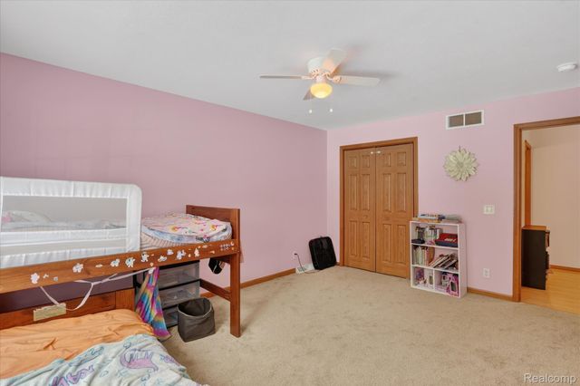 22092 Clear Lake Road, Pennfield Charter Township, MI 49014