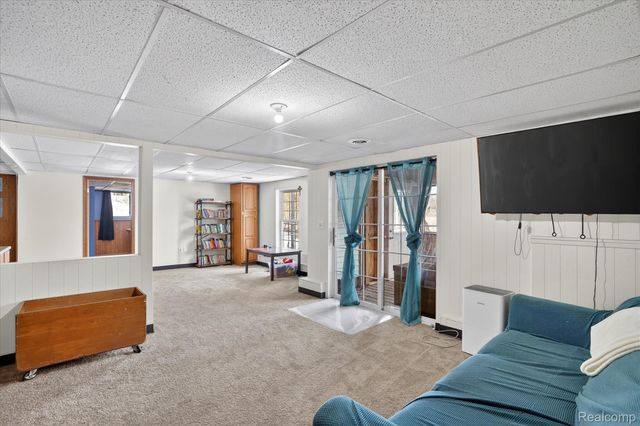22092 Clear Lake Road, Pennfield Charter Township, MI 49014
