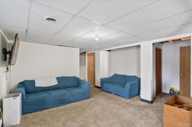 22092 Clear Lake Road, Pennfield Charter Township, MI 49014